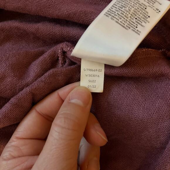 Athleta Burgandy Red Drawstring Waist Top Size XS - Picture 7 of 7